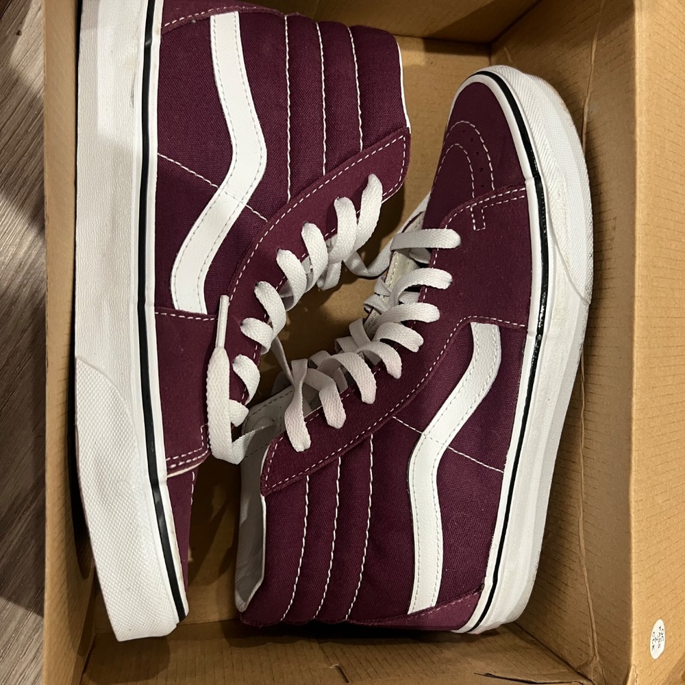 Shoes - Picture 3 of 13